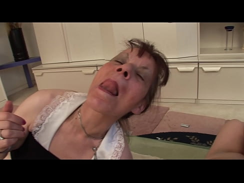 ❤️ Две баби и един дядо правят тройка ❤ Ебане видео в bg.xsexshop.ru ❌❤
